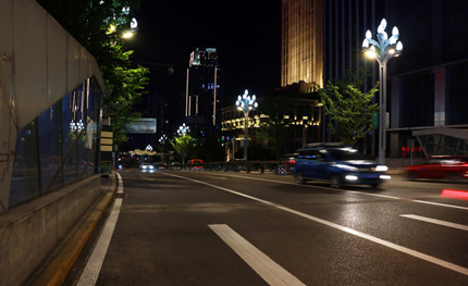 玉蘭花開的路口，見證這座城市CBD的繁華